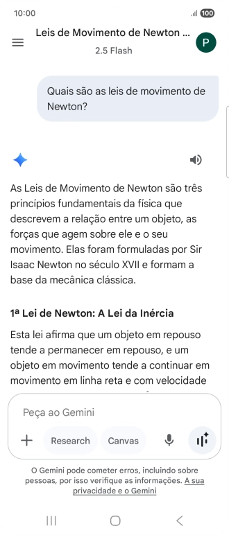 A transcrição da conversa com a Gemini Live é agora mostrada no ecrã.