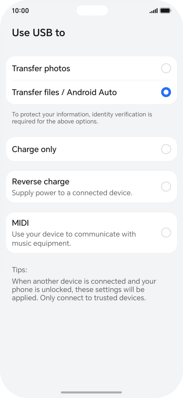 Press Transfer files / Android Auto.