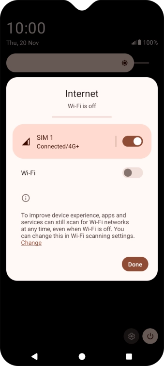 Press the indicator next to the mobile data icon to turn the function on or off.