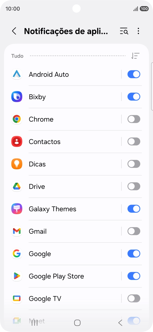 Prima a lista suspensa.