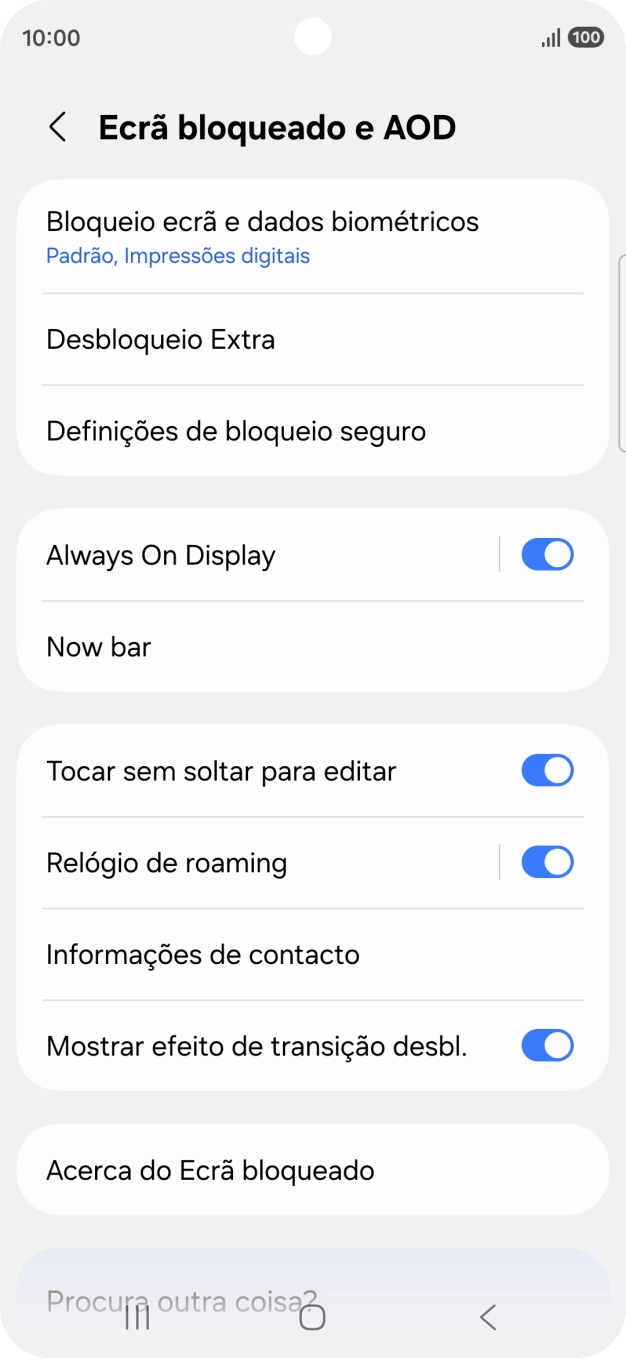 Prima Bloqueio ecrã e dados biométricos e introduza o código adicional de bloqueio do telefone que criou anteriormente.