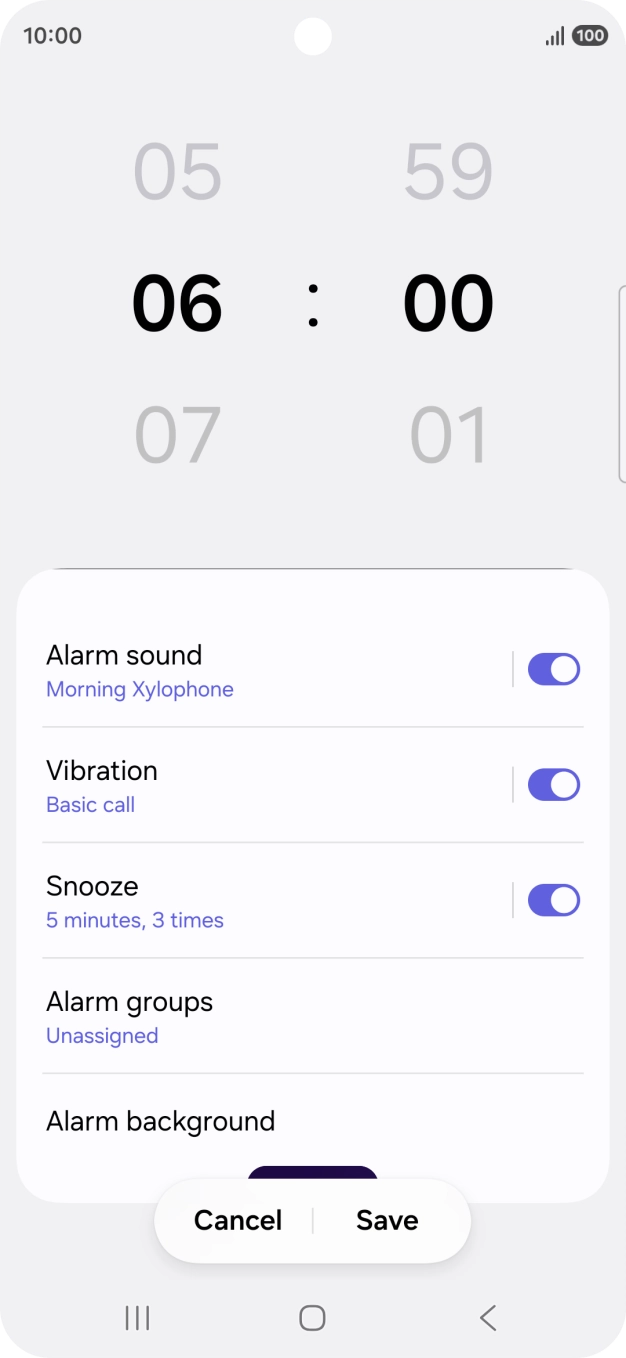 Press the indicator next to 'Snooze' to turn snooze on or off.