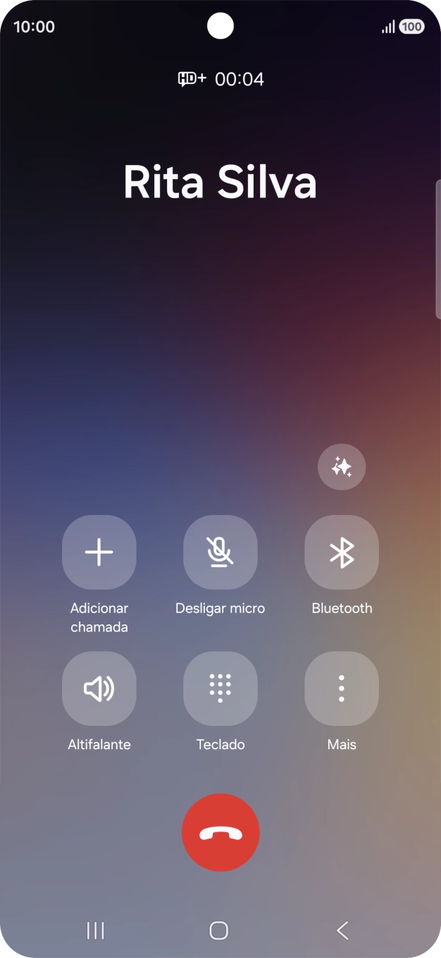 Para utilizar a IA Galaxy para traduzir durante uma chamada, prima o ícone de IA.