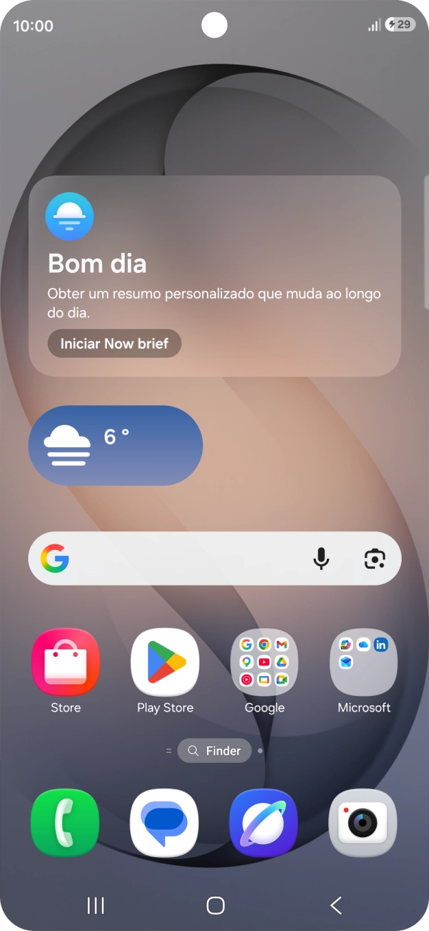 Quando o ícone de bateria em carregamento for mostrado no ecrã, a bateria está em carregamento.
