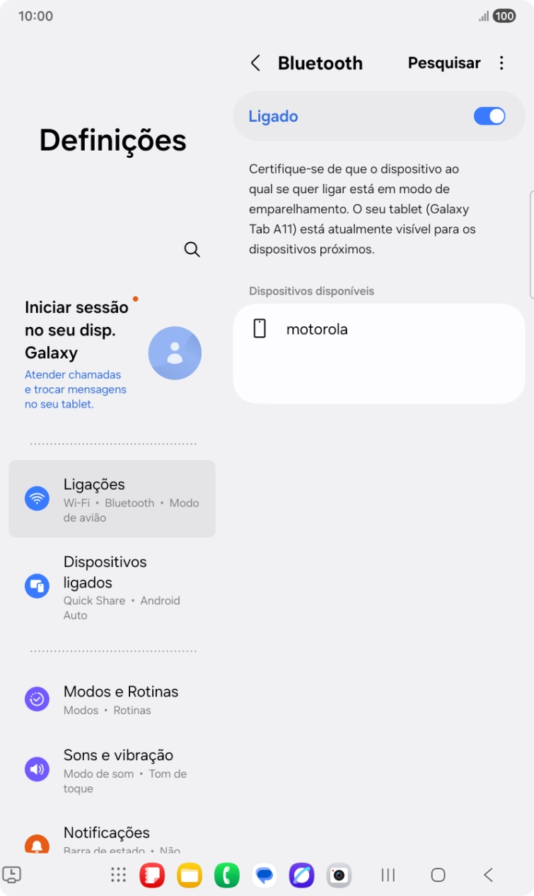 Prima o dispositivo Bluetooth pretendido e siga as indicações no ecrã para emparelhar o dispositivo pretendido com o tablet.