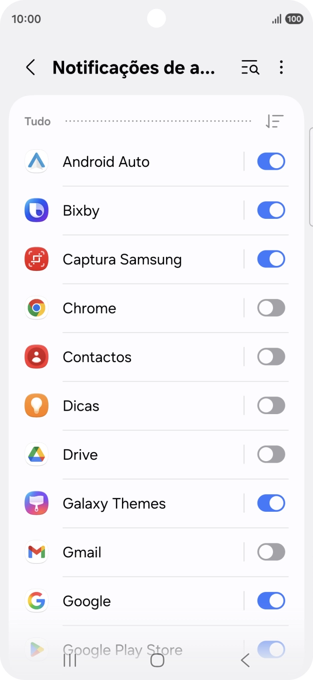 Prima a lista suspensa.