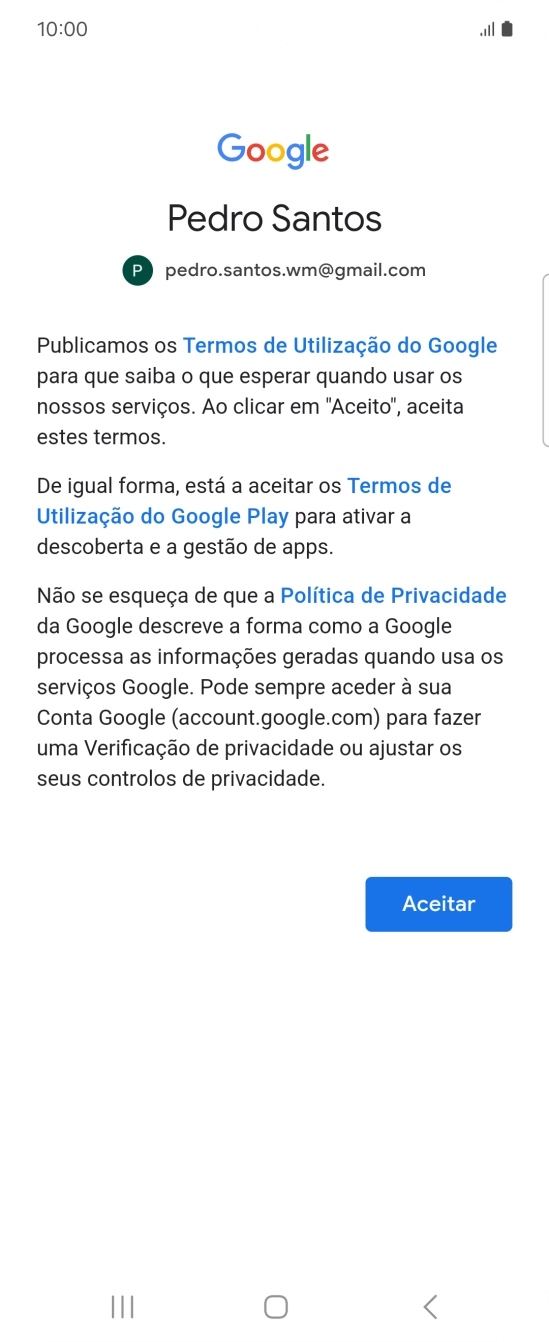 Prima Aceito e siga as indicações no ecrã para escolher as definições da conta Google.