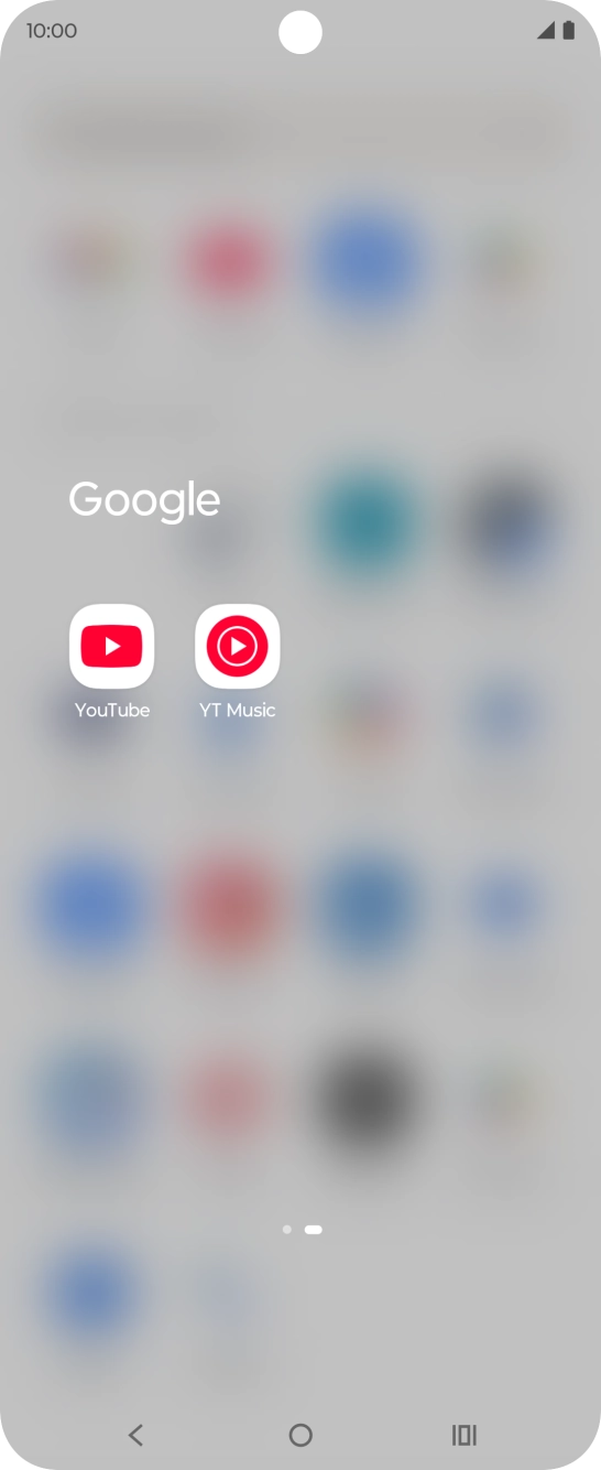 Abra o YouTube e navegue até ao vídeo pretendido.