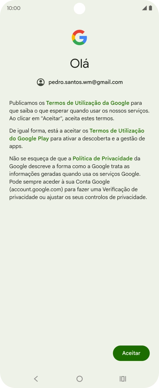 Prima Aceitar e siga as indicações no ecrã para escolher as definições da conta Google.