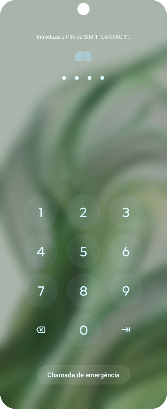Se necessário, introduza o código PIN e prima a seta para a direita.