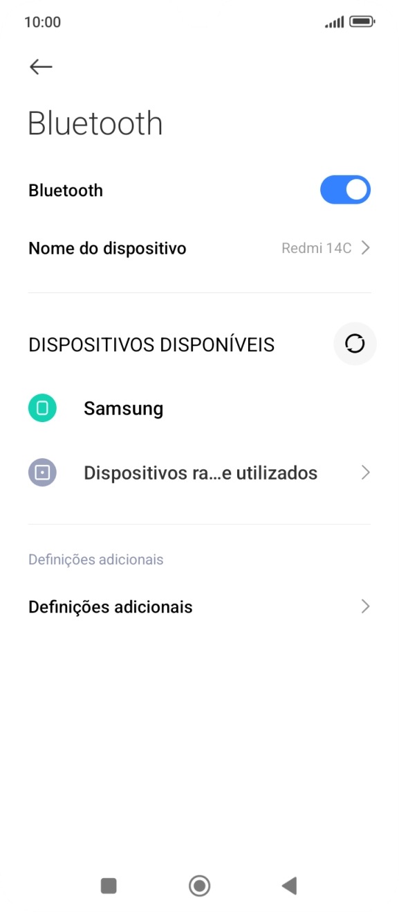 Prima o dispositivo Bluetooth pretendido e siga as indicações no ecrã para emparelhar o dispositivo pretendido com o telefone.