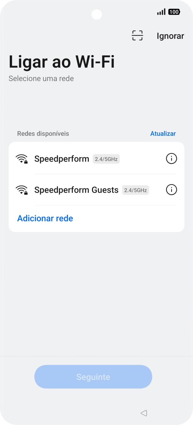 Prima a rede Wi-Fi pretendida.
