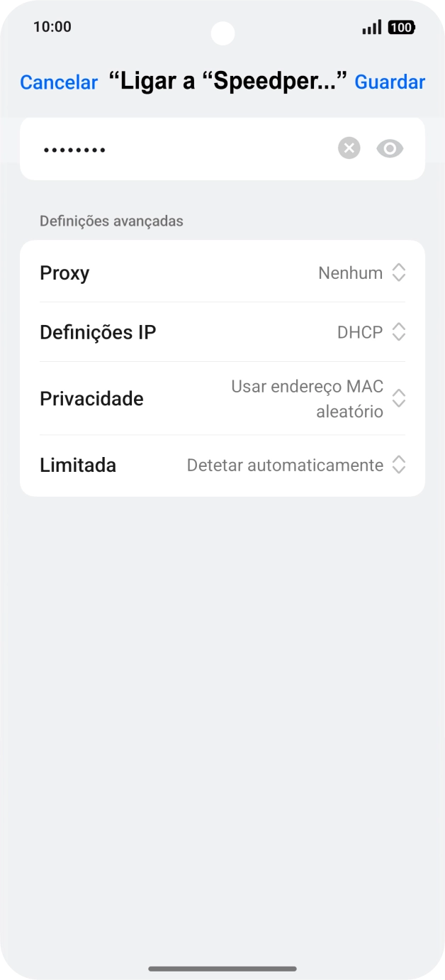 Introduza a password da rede Wi-Fi e prima Guardar.