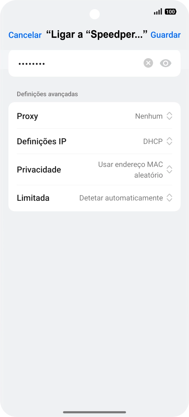 Introduza a password da rede Wi-Fi e prima Guardar.