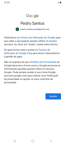 Prima Aceito e siga as indicações no ecrã para escolher as definições da conta Google.