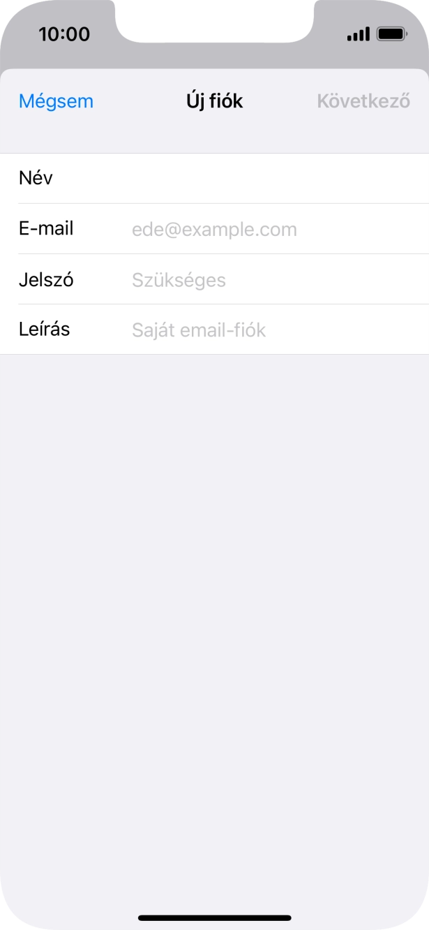 Kattints az E-mail mezőre, és írd be az e-mail címedet.