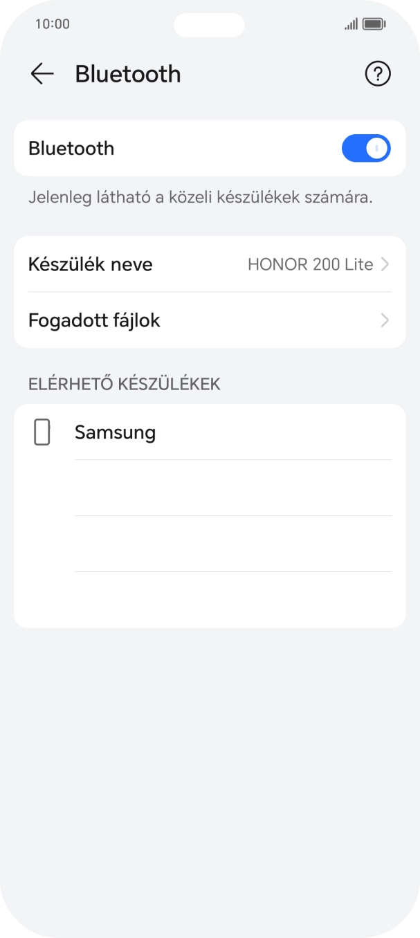 Válaszd ki a kívánt Bluetooth-eszközt, és kövesd a kijelzőn megjelenő utasításokat annak telefonodhoz történő csatlakoztatásához. Válaszd ki a kívánt Bluetooth-eszközt, és kövesd a kijelzőn megjelenő utasításokat annak telefonodhoz történő csatlakoztatásához.