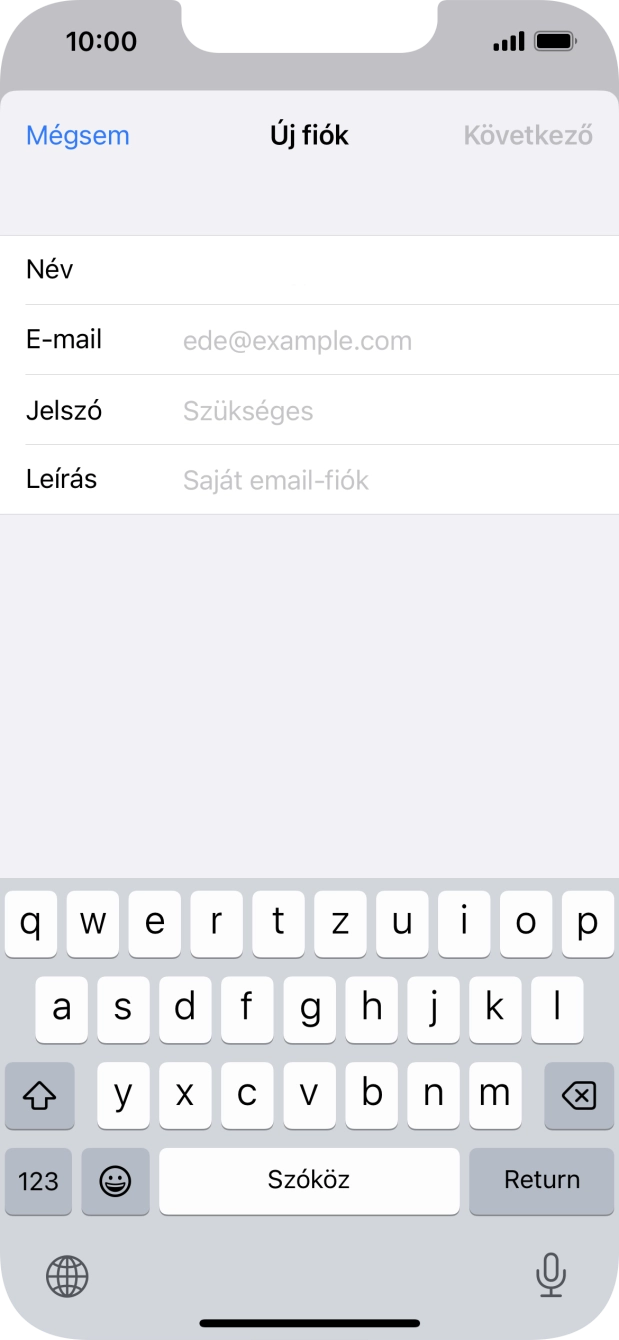 Kattints az E-mail mezőre, és írd be az e-mail címedet.