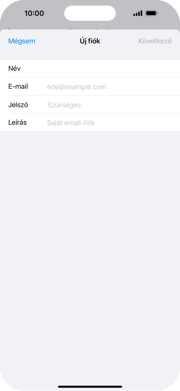 Kattints az E-mail mezőre, és írd be az e-mail címedet.