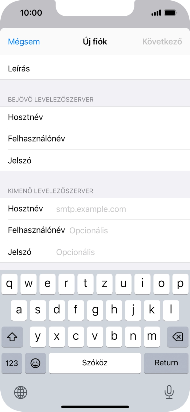 Kattints a Hosztnév mezőre, és írd be az e-mail szolgáltatód kimenő szerverének a nevét.