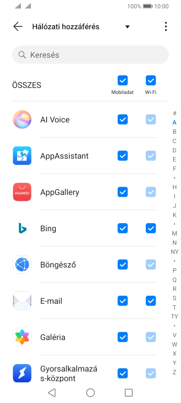 Kattints a „Mobiladat” oszlopban lévő programnév melletti mezőre a funkció be- vagy kikapcsolásához.