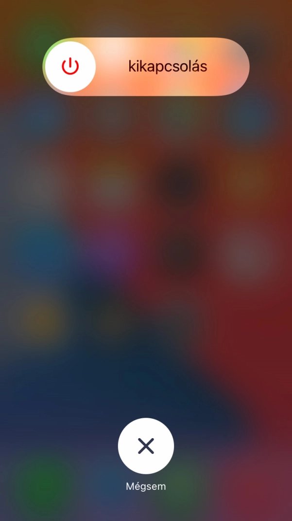 Kattints a kikapcsolás ikonra, és húzd az ikont jobbra. Kattints a kikapcsolás ikonra, és húzd az ikont jobbra.