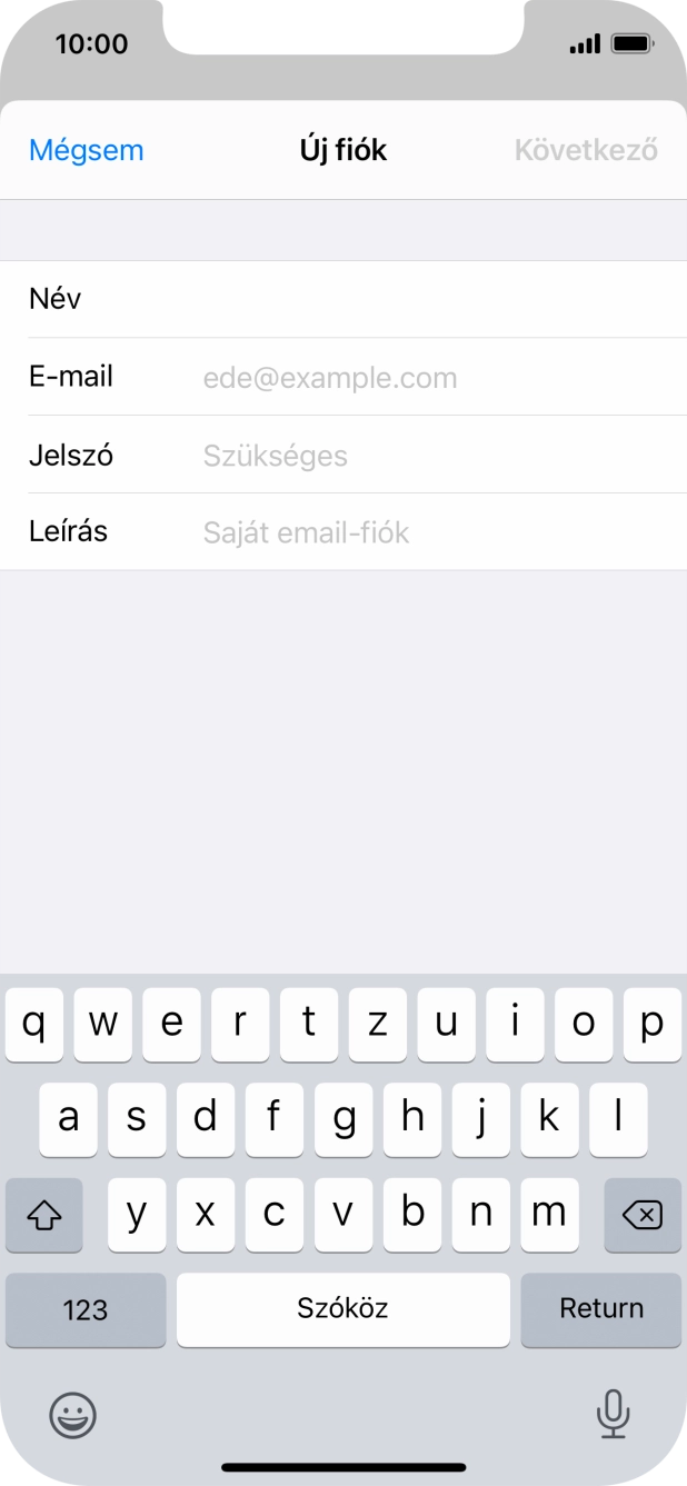 Kattints az E-mail mezőre, és írd be az e-mail címedet.