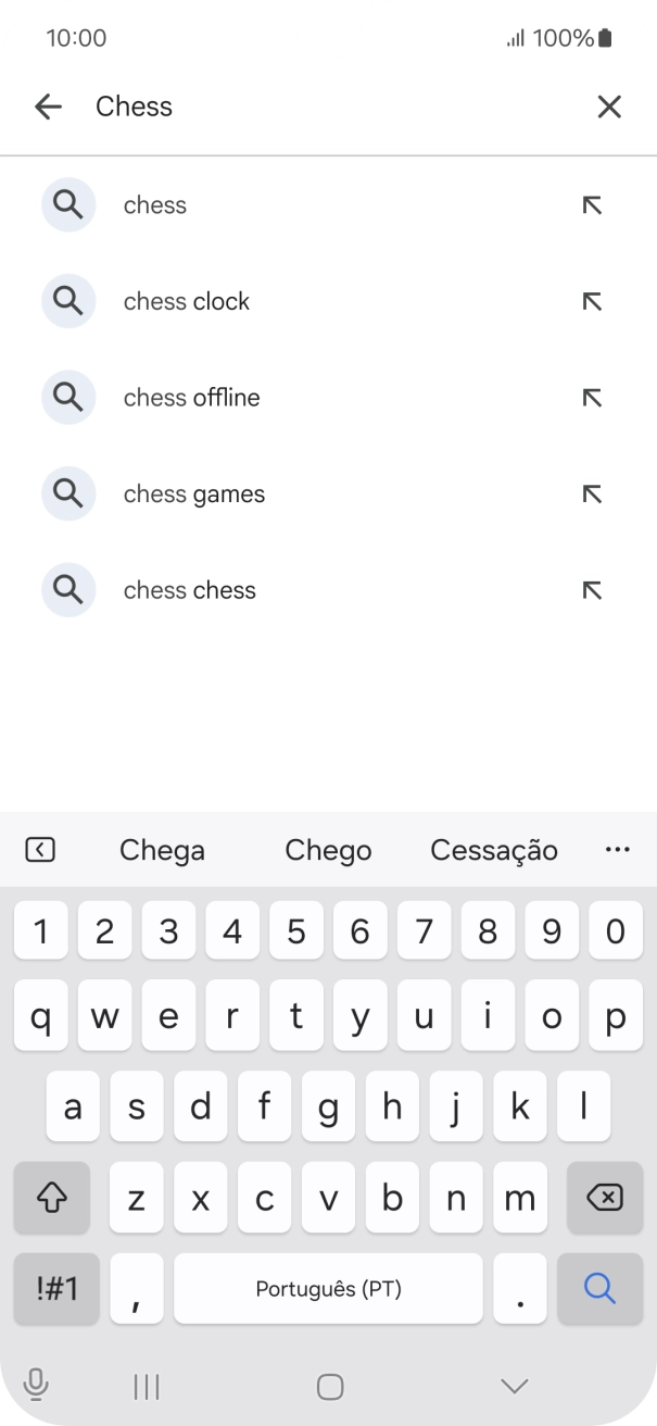 Introduza o nome ou categoria da app pretendida e prima o ícone para pesquisar.