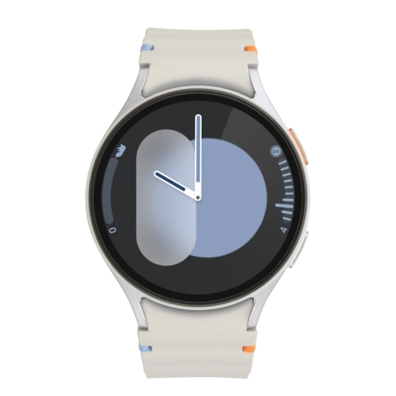 Image 1: Front view of the Samsung Galaxy Watch7