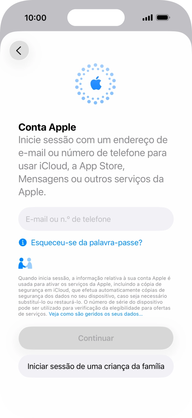 Prima E-mail ou n.º de telefone e introduza o nome de utilizador da sua Conta Apple.