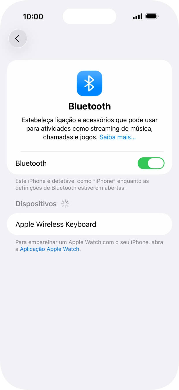Prima o dispositivo Bluetooth pretendido e siga as indicações no ecrã para emparelhar o dispositivo pretendido com o telefone.