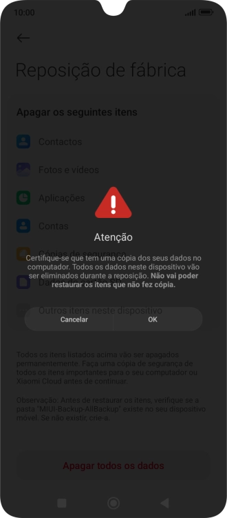 Prima OK. Aguarde um momento enquanto o telefone restabelece as definições originais. Siga as indicações no ecrã para configurar o telefone de modo que este fique pronto a ser utilizado.