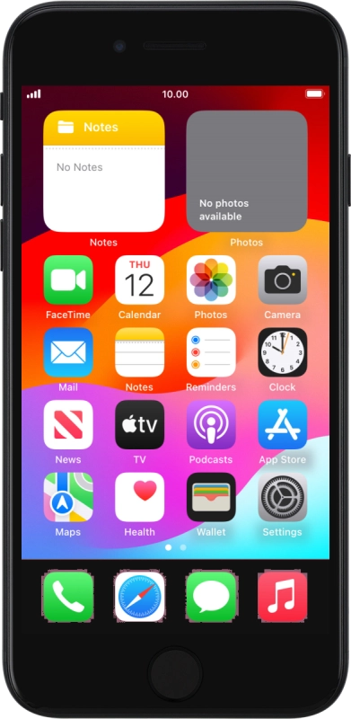 Apple iPhone SE (2022) Apple iPhone SE (2022)