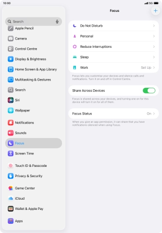 Press the required focus mode.