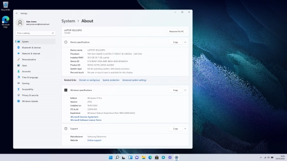 The laptop information is displayed below Device specifications.