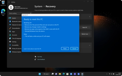 Click Reset. Wait while the factory default settings are restored. Follow the instructions on the screen to set up your laptop and prepare it for use.