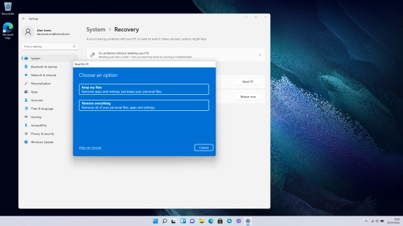 Click Remove everything.