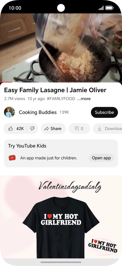 Press and hold the Side key to activate Gemini.