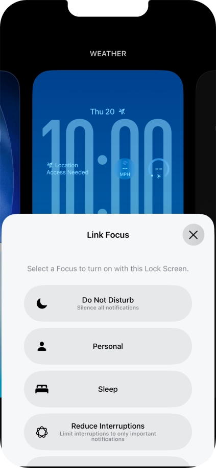 Press the required focus mode.
