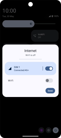 Press the indicator next to the mobile data icon to turn the function on or off.