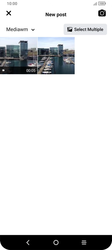 Press the required picture or video clip. Press the required picture or video clip.
