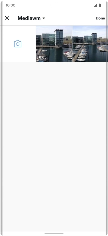Press the required picture or video clip. Press the required picture or video clip.