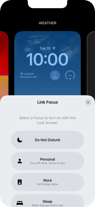 Press the required focus mode.
