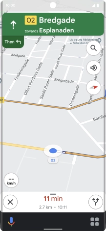 The travel information at the bottom of the screen shows your estimated time of arrival and distance to destination. The travel information at the bottom of the screen shows your estimated time of arrival and distance to destination.