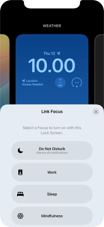 Press the required focus mode. Press the required focus mode.