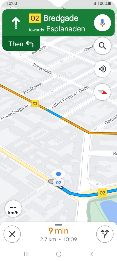The travel information at the bottom of the screen shows your estimated time of arrival and distance to destination. The travel information at the bottom of the screen shows your estimated time of arrival and distance to destination.