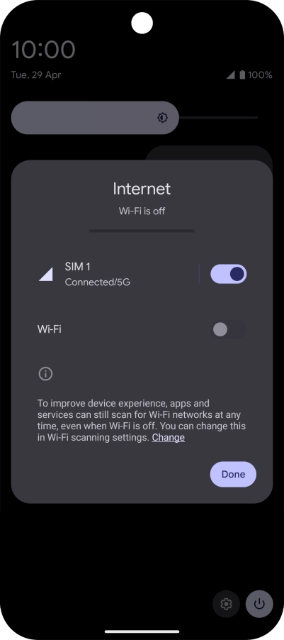 Press the indicator next to the mobile data icon to turn the function on or off.