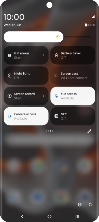 Press the battery saver mode icon to turn on the function.
