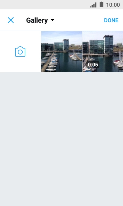 Press the required picture or video clip. Press the required picture or video clip.