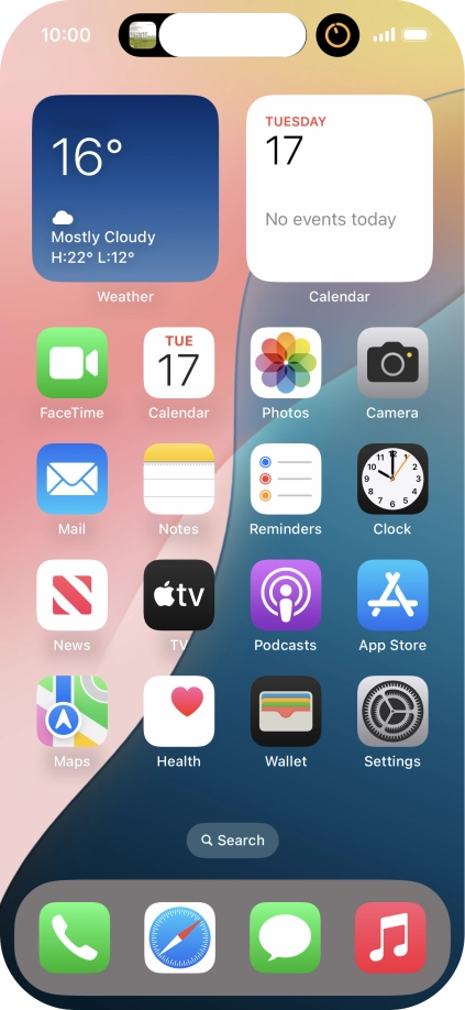 If you have a running application in Dynamic Island, it's displayed at the top of the screen. If you have a running application in Dynamic Island, it's displayed at the top of the screen.